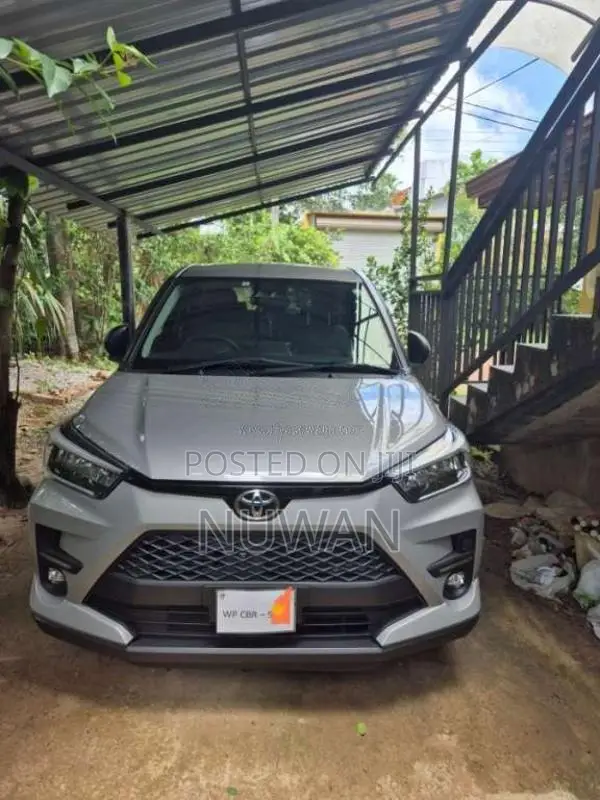 Toyota Raize Z Grade With BSM 2023 SUV (Used)