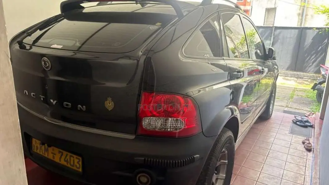 Micro Actyon 2011 SUV (Used)