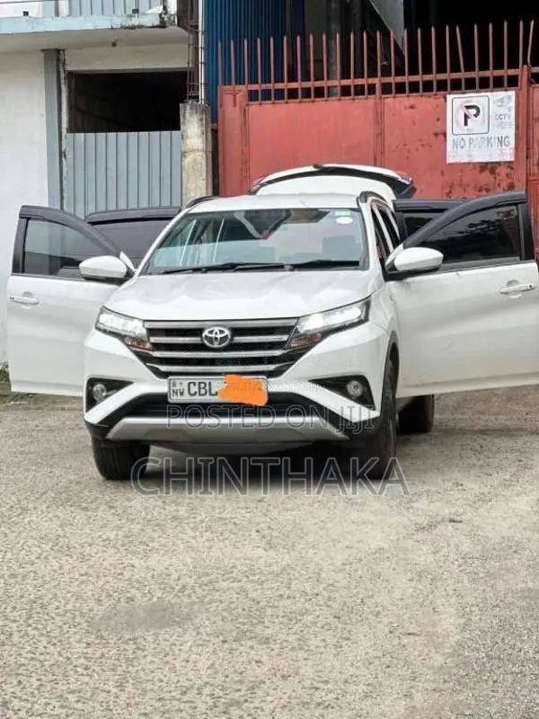 Toyota Rush 2020 SUV (Used)