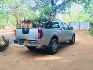 Nissan Navara Smart Cab 2010 Pickup (Used)
