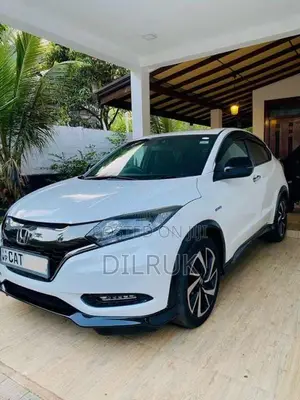 Honda Vezel Rs Sensing 2016 SUV (Used)