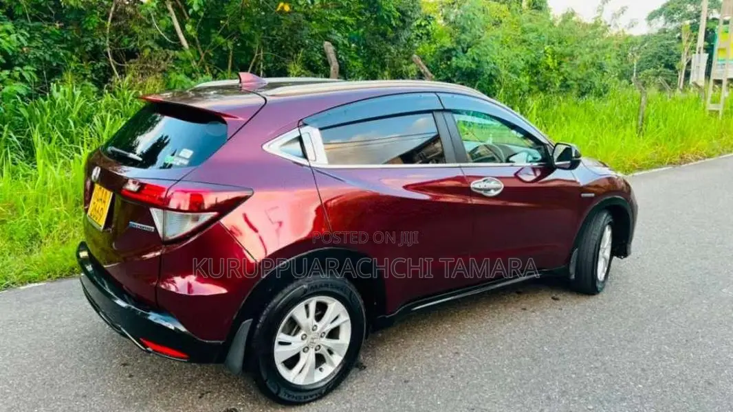 Honda Vezel 2014 SUV (Used)