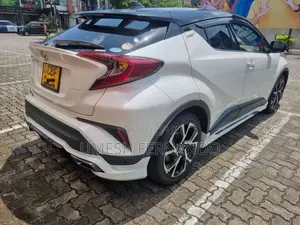 Toyota CHR GT NGX 10 2018 SUV (Used)