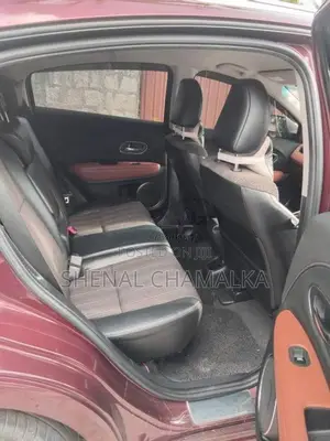 Honda Vezel 2014 SUV (Used)
