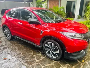 Honda Vezel Rs 2017 SUV (Used)