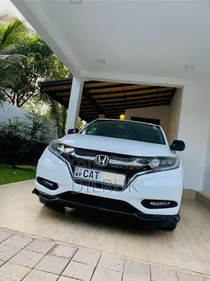Honda Vezel Rs Sensing 2016 SUV (Used)