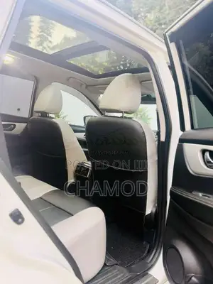 Nissan X-Trail Mode Premium 2016 SUV (Used)