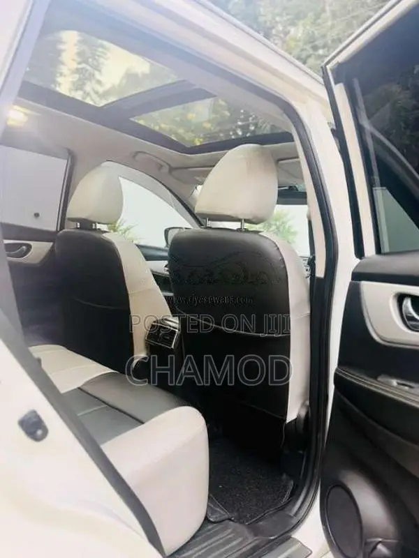 Nissan X-Trail Mode Premium 2016 SUV (Used)