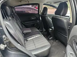 Honda Vezel 2014 SUV (Used)