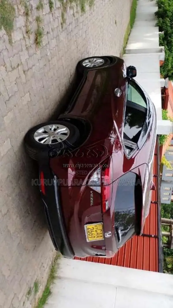 Honda Vezel 2014 SUV (Used)