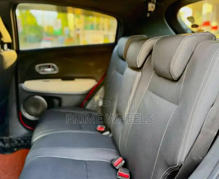 Honda Vezel 2017 SUV (Used)