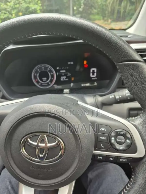 Toyota Raize Z Grade With BSM 2023 SUV (Used)