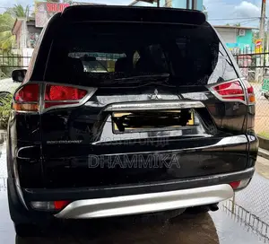 Mitsubishi Montero Sport 2012 SUV (Used)