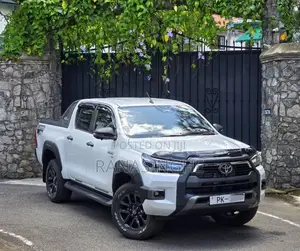 Toyota Hilux 2025 Pickup (Used)