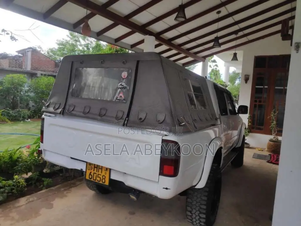 Toyota Hilux LN166 2002 Pickup (Used)