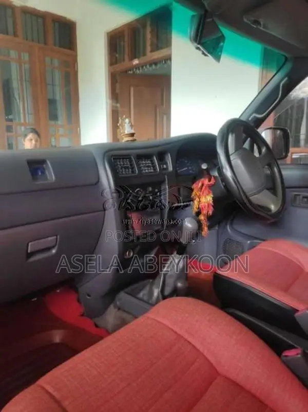 Toyota Hilux LN166 2002 Pickup (Used)