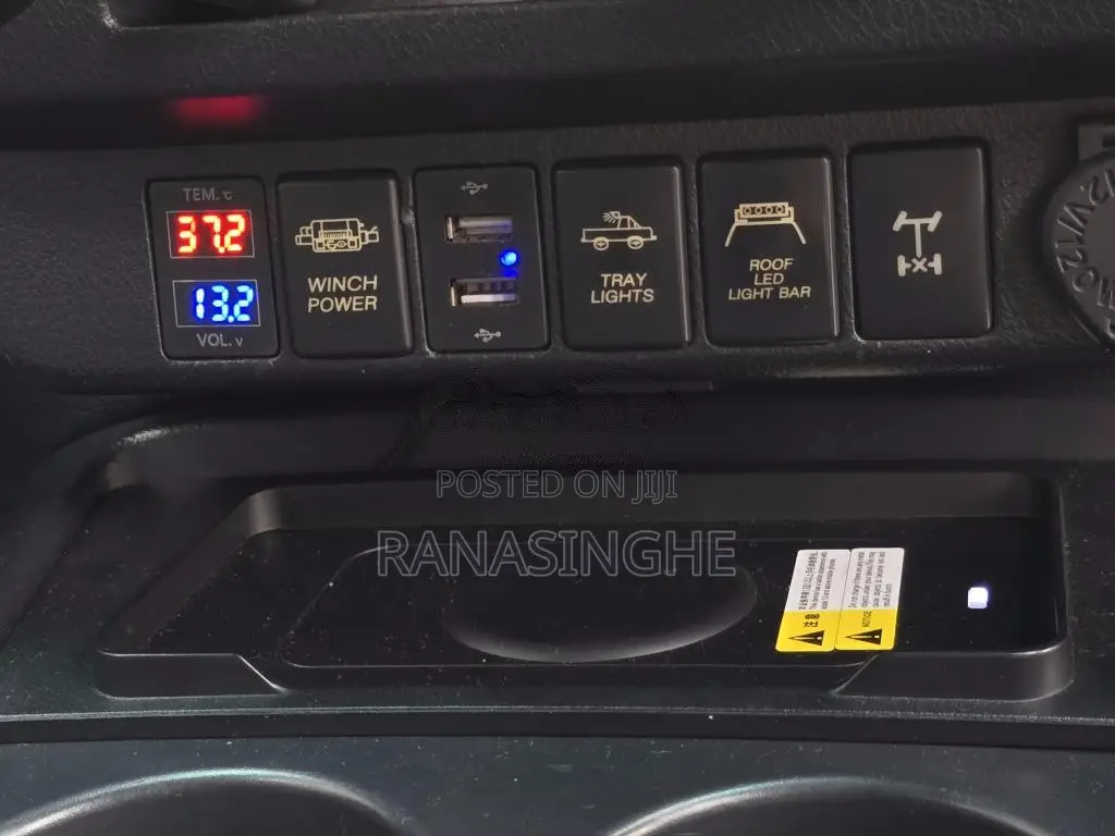 Toyota Hilux 2016 Pickup (Used)