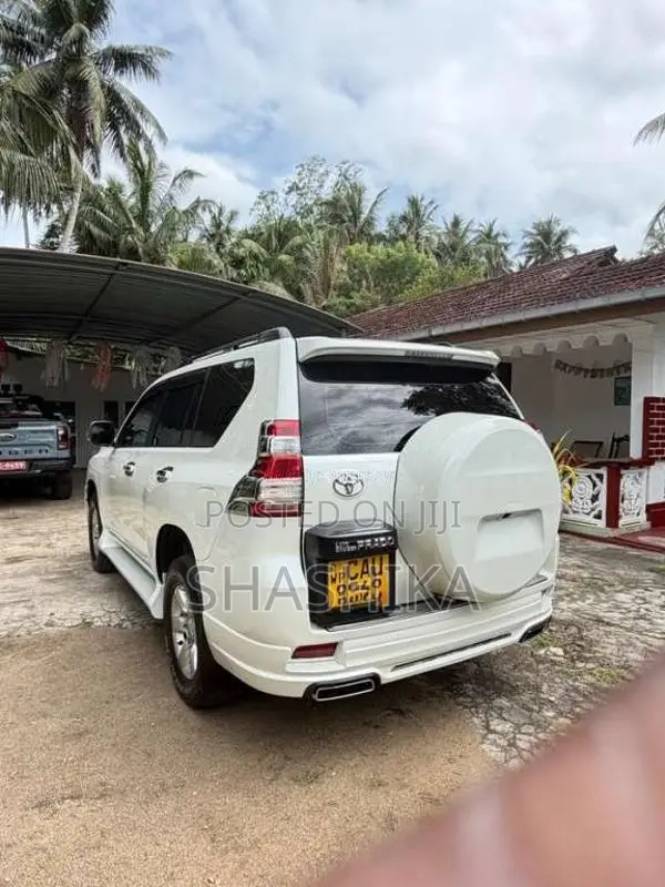 Toyota Prado 2017 SUV (Used)
