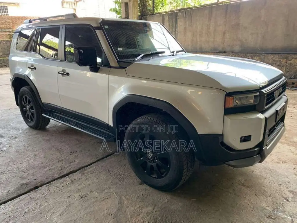 Toyota Land Cruiser Prado 250 2024 SUV (Used)