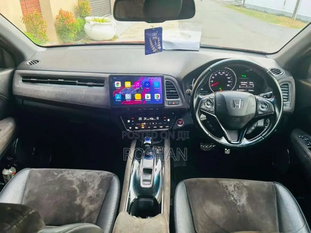 Honda Vezel 2018 SUV (Used)