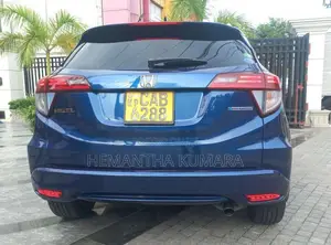 Honda Vezel 2014 SUV (Used)