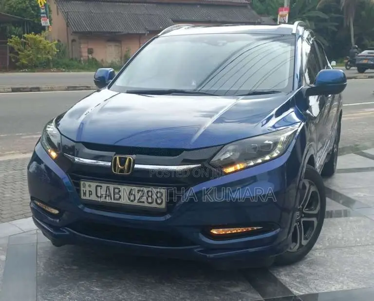 Honda Vezel 2014 SUV (Used)