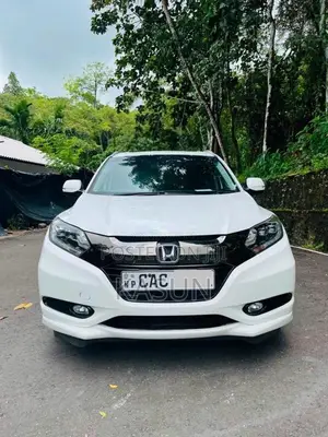 Honda Vezel 2014 SUV (Used)