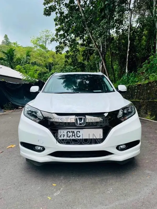 Honda Vezel 2014 SUV (Used)