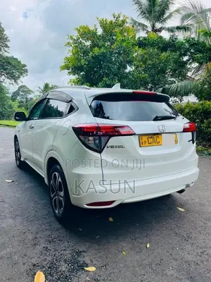 Honda Vezel 2014 SUV (Used)
