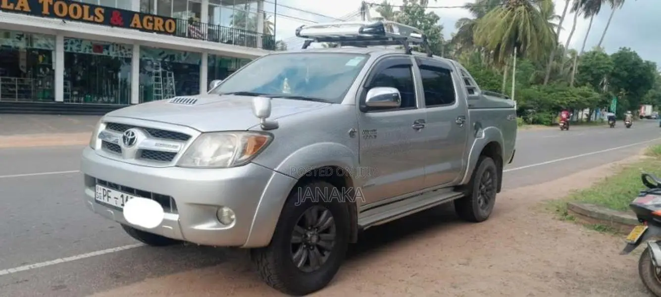 Toyota Hilux 2007 Pickup (Used)