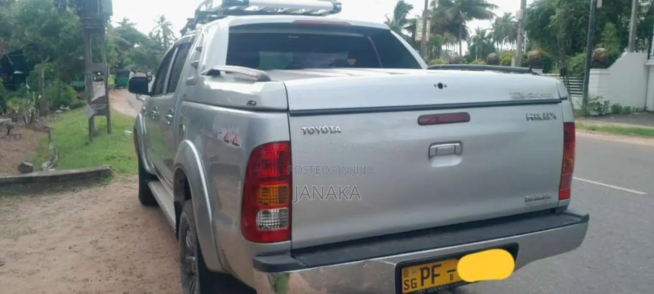 Toyota Hilux 2007 Pickup (Used)