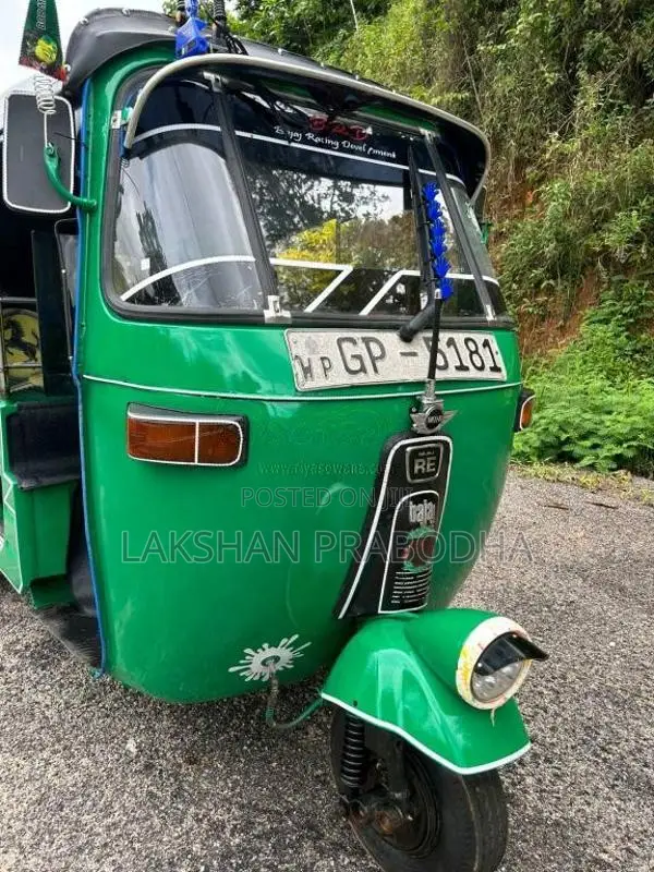 Bajaj 2 Stroke 2002 Three Wheel (Used)