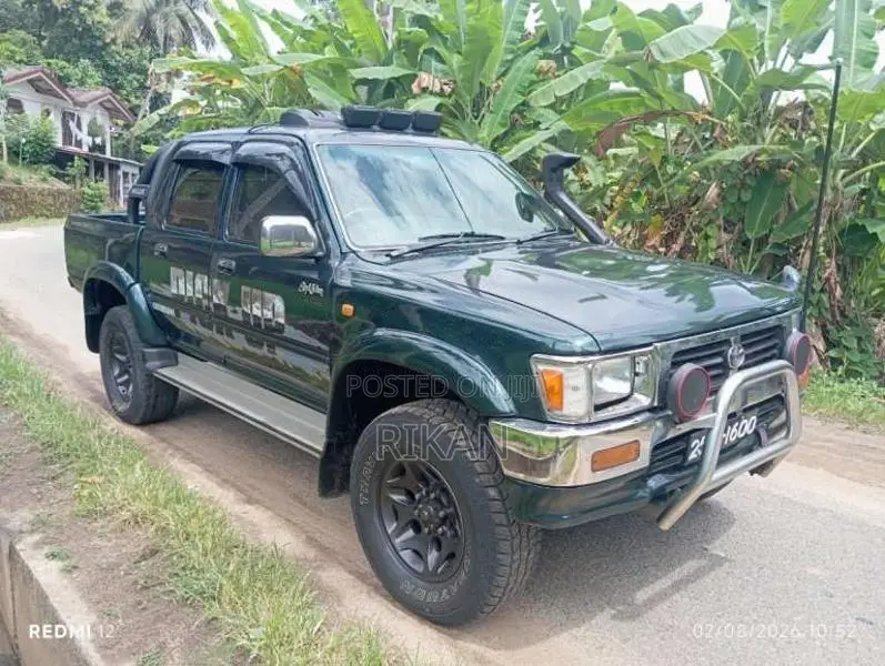 Toyota Hilux 109 1994 Pickup (Used)