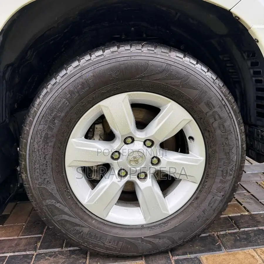 Toyota Prado 2017 SUV (Used)