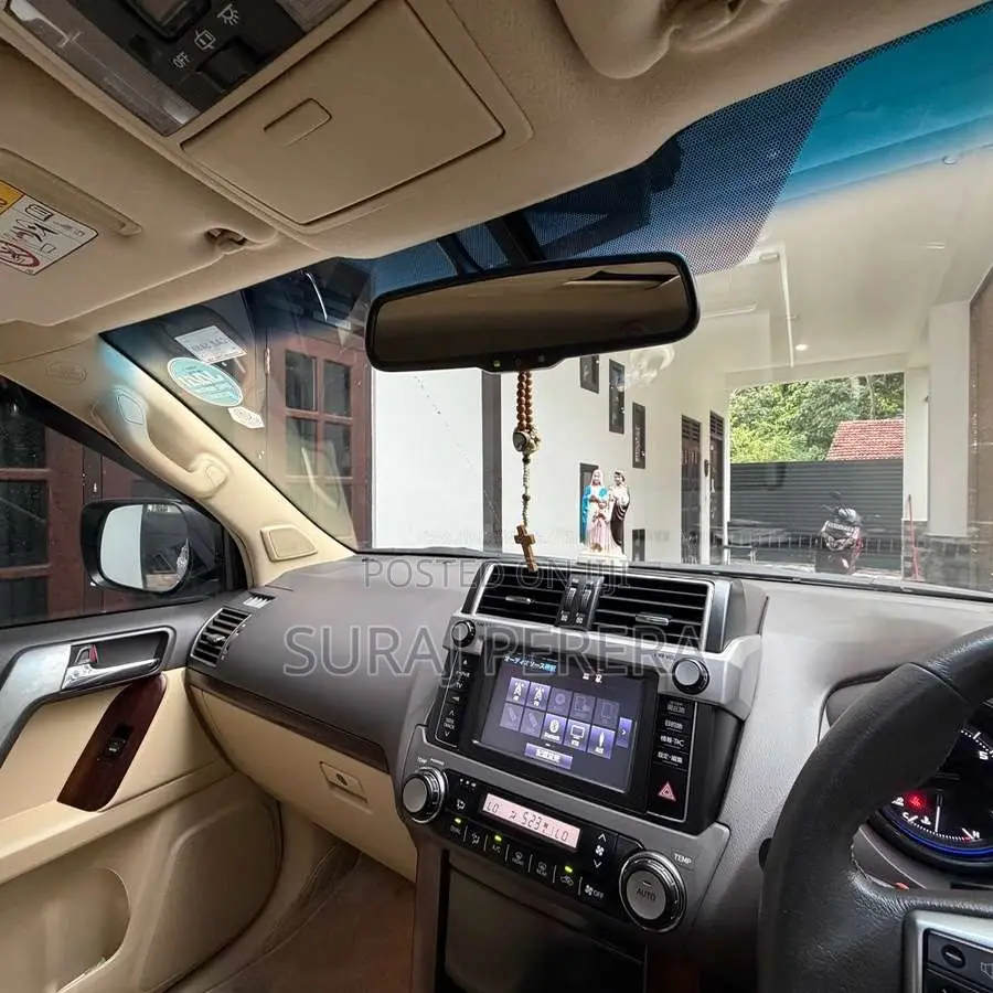 Toyota Prado 2017 SUV (Used)
