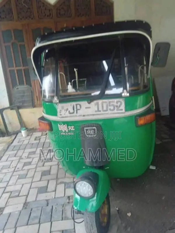 Bajaj 2 stroke 2004 Three Wheel (Used)