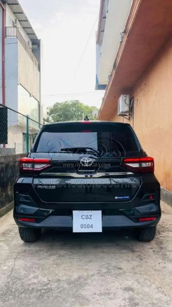 Toyota Raize Z Japan 2023 SUV (Used)