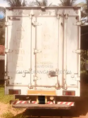 Isuzu Freezer 2007 Lorry (Used)