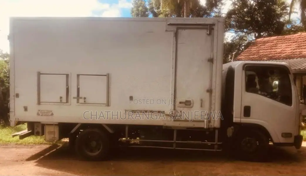Isuzu Freezer 2007 Lorry (Used)
