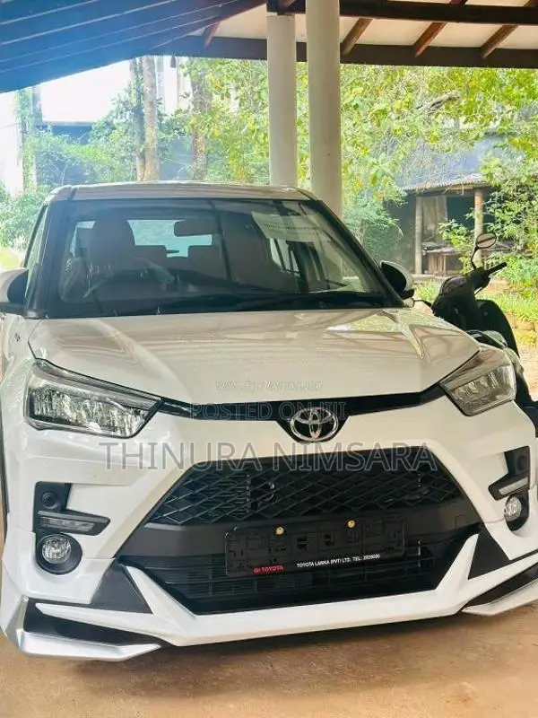 Toyota Raize 2025 SUV (Used)