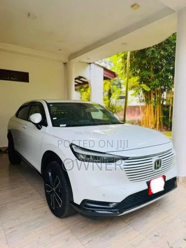 Honda Vezel 2023 SUV (Used)