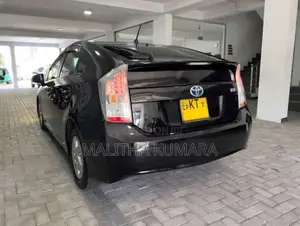 Toyota Prius 2009 Car (Used)