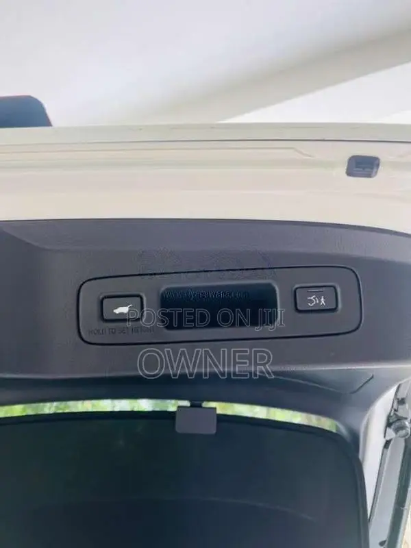 Honda Vezel 2023 SUV (Used)