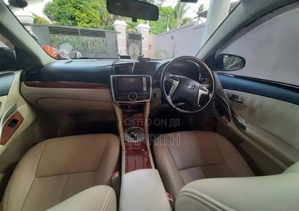 Toyota Premio G Superior 2013 Car (Used)