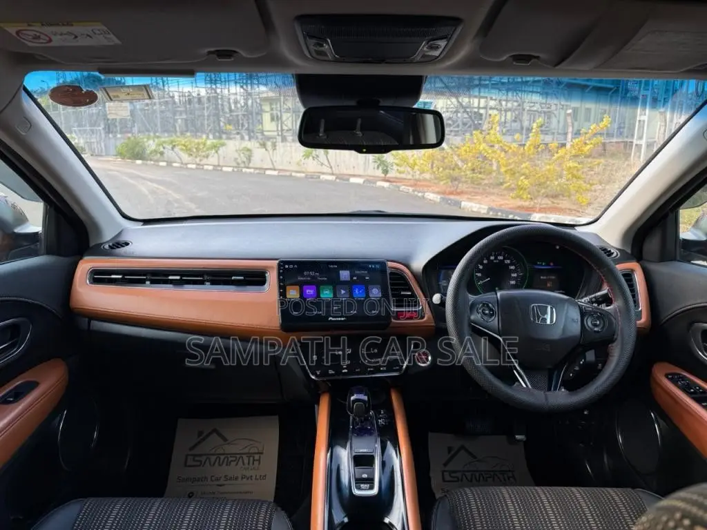 Honda Vezel Z Orange 2015 SUV (Used)