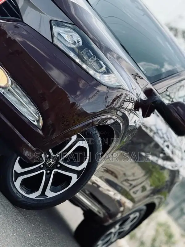 Honda Vezel Z Orange 2015 SUV (Used)