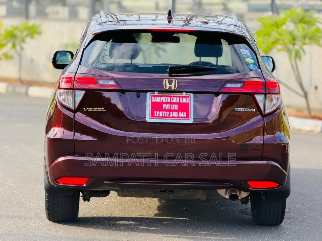 Honda Vezel Z Orange 2015 SUV (Used)