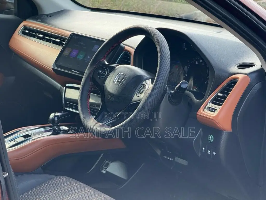 Honda Vezel Z Orange 2015 SUV (Used)