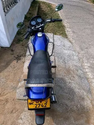 TVS Centra 2004 motorcycle (Used)
