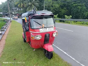 Bajaj RE 205 2013 Three Wheel (Used)
